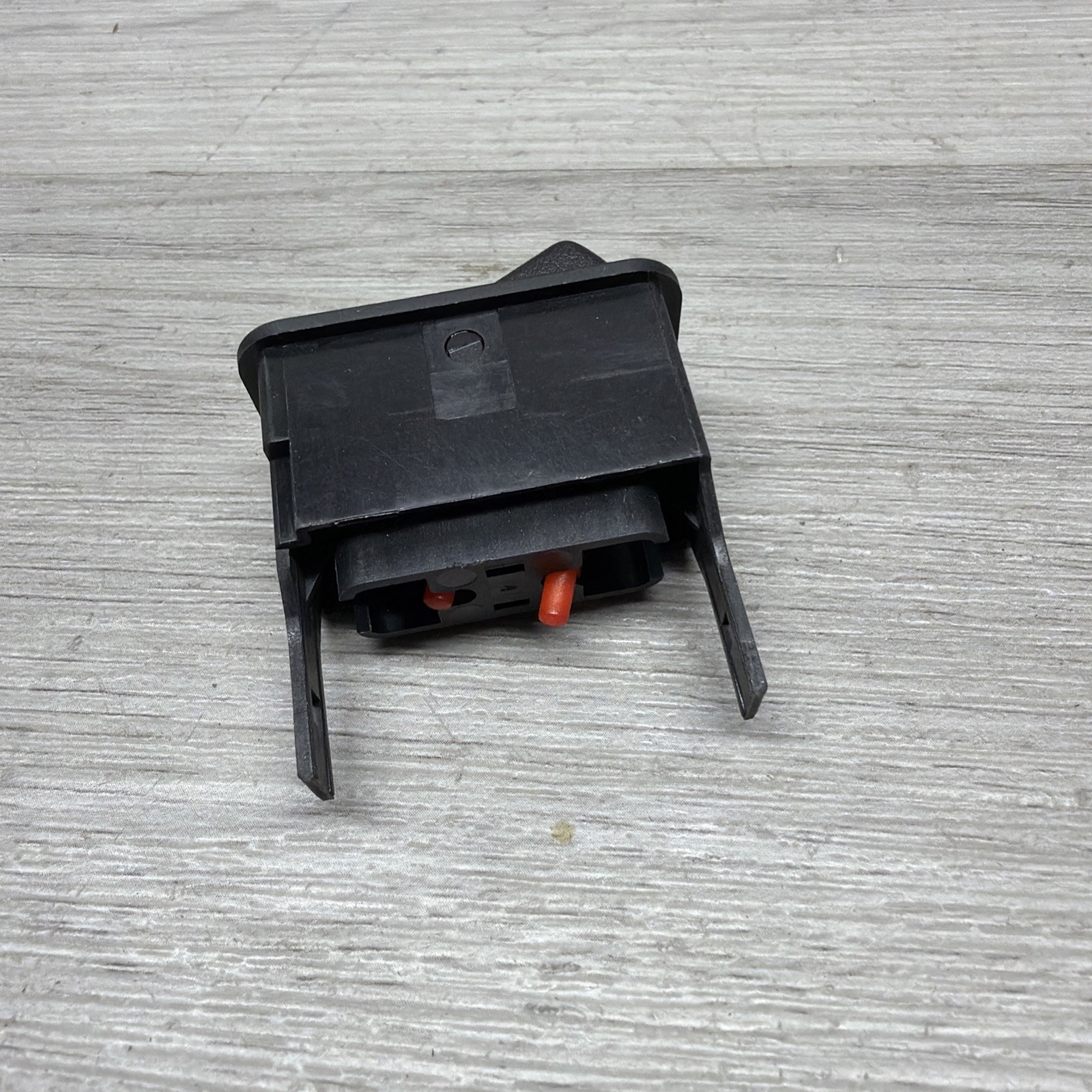 OEM International 3563074C1 Differential Lock Indicator Switch, New