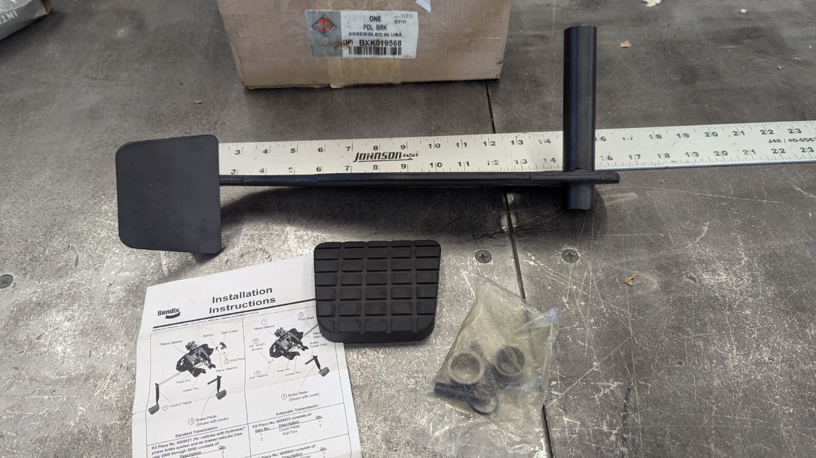 K019568 Bendix Air Brake Pedal Assembly BXK019568 4400 7300 Prostar Trucks