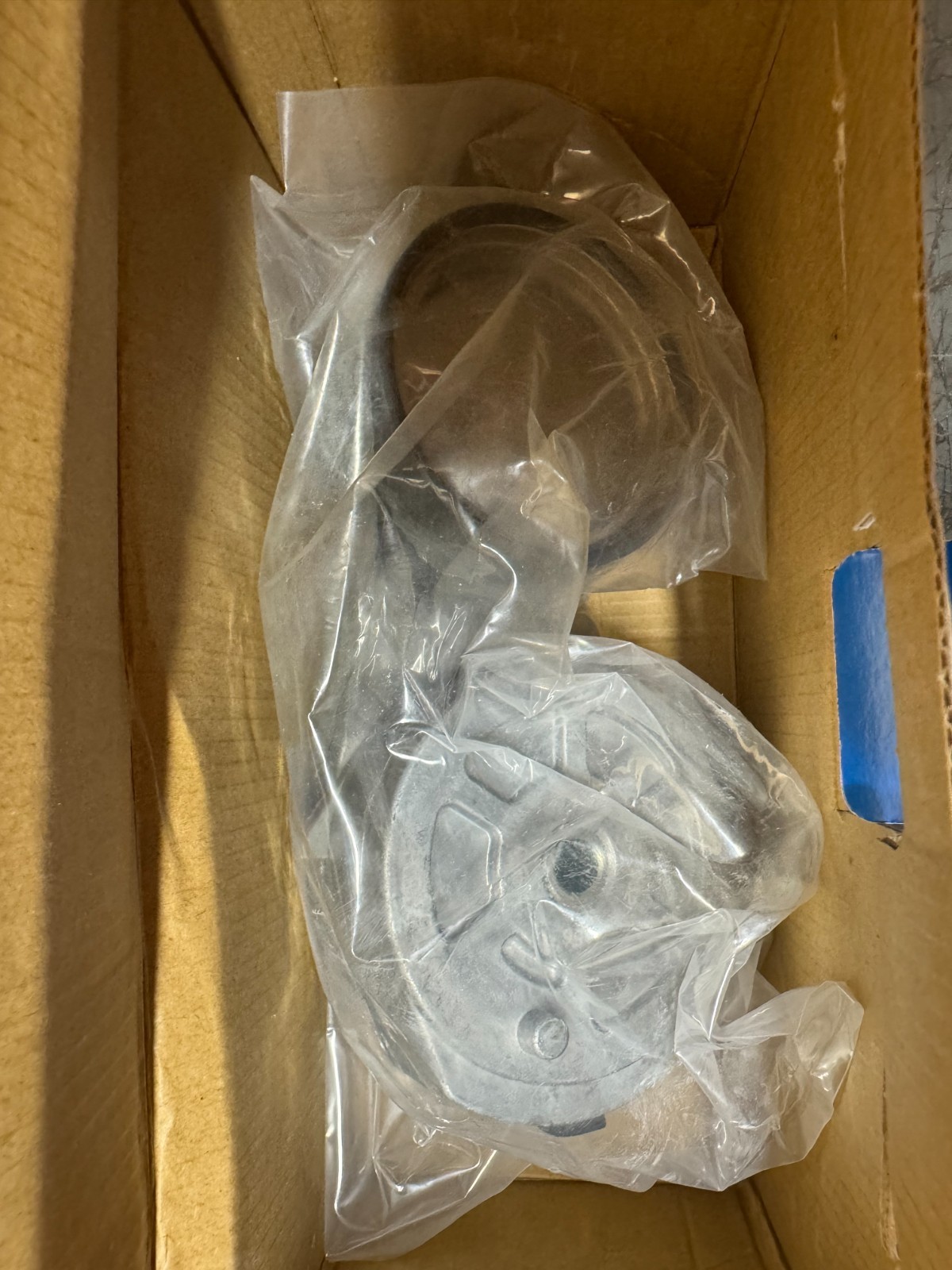Volvo D13 2017-21 a/c belt tensioner OEM 21819687 febi brand made in Germany