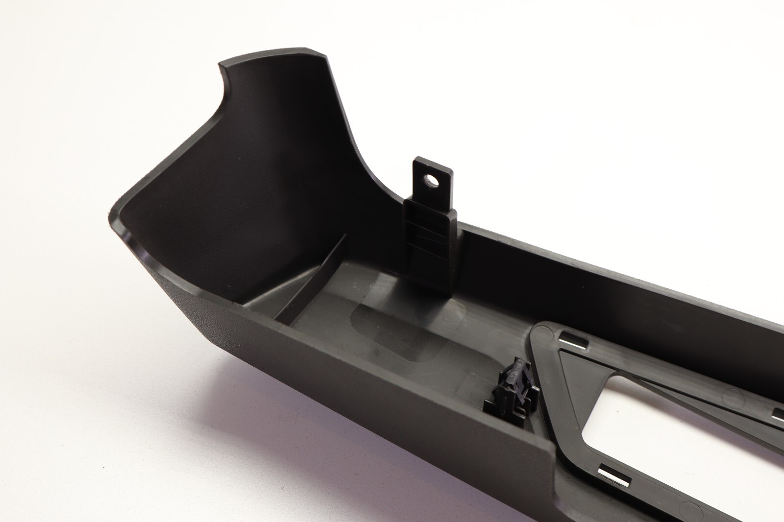 2019 VOLVO VNL 760 RIGHT PASSENGER SEAT COVER TRIM BACK CYCLER PANEL