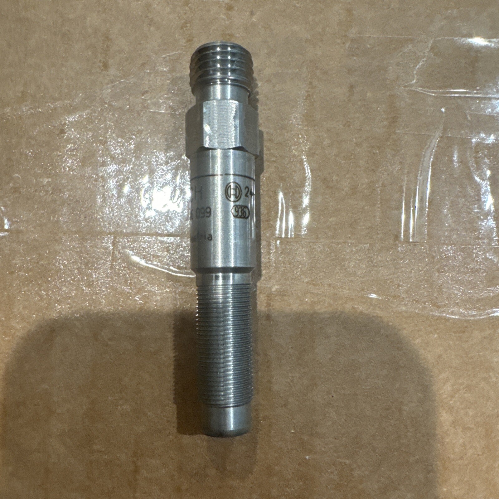 Detroit Diesel DD15 Doser Nozzle Injector A4720700746 NEW Bosch Oem