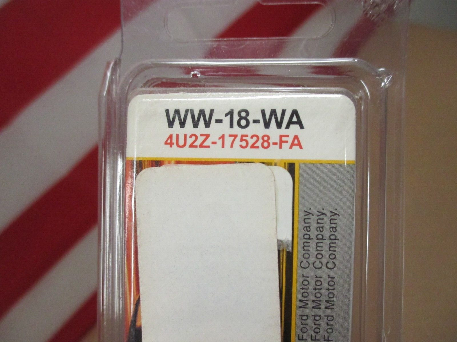 WW-18-WA WIPER BLADE 18″ 4U2Z-17528-FA FORD MOTORCRAFT 2 BLADES IN THIS LOT NEW