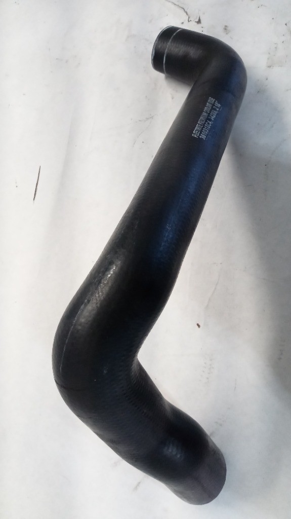 INTERNATIONAL/NAVISTAR LOWER RAD.COOLANT HOSE P/N 3610318C2 3610318C1 3610318C4