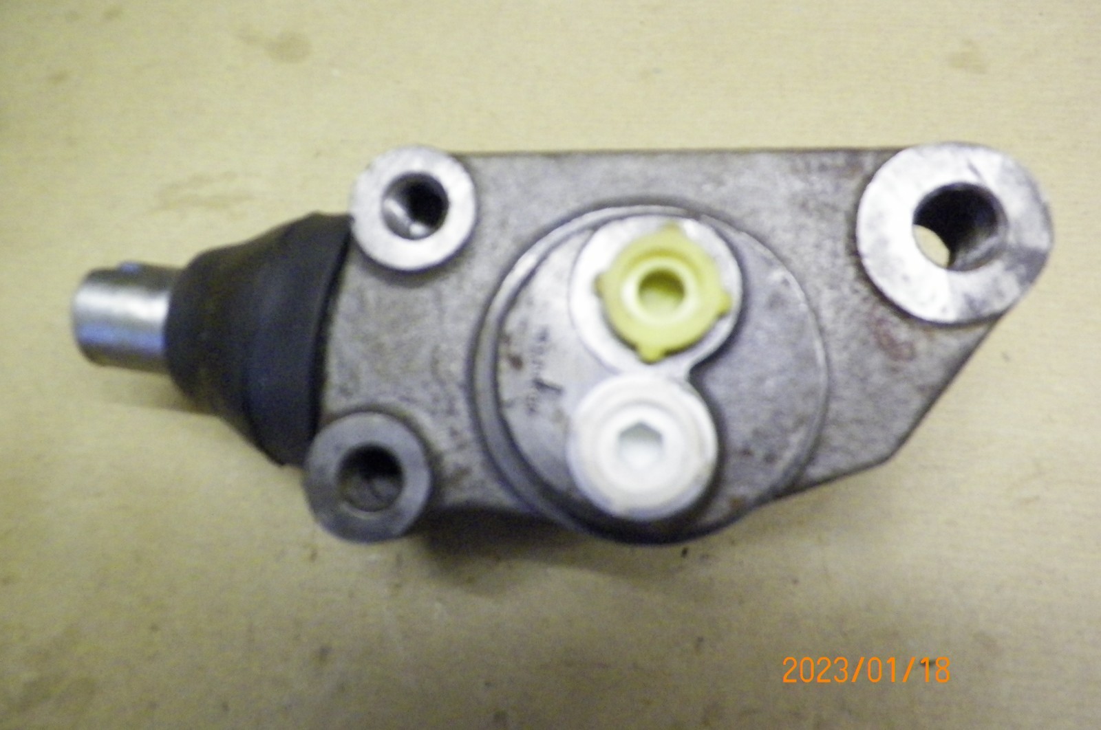 New Girling RH front brake cylinder 64674585 Leyland Redline Terrier TR 650 750
