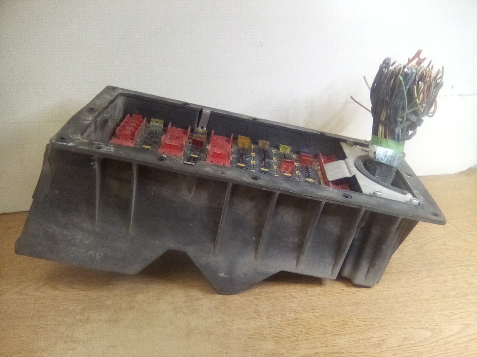 2005 Kenworth W900 Fuse/Relay Block