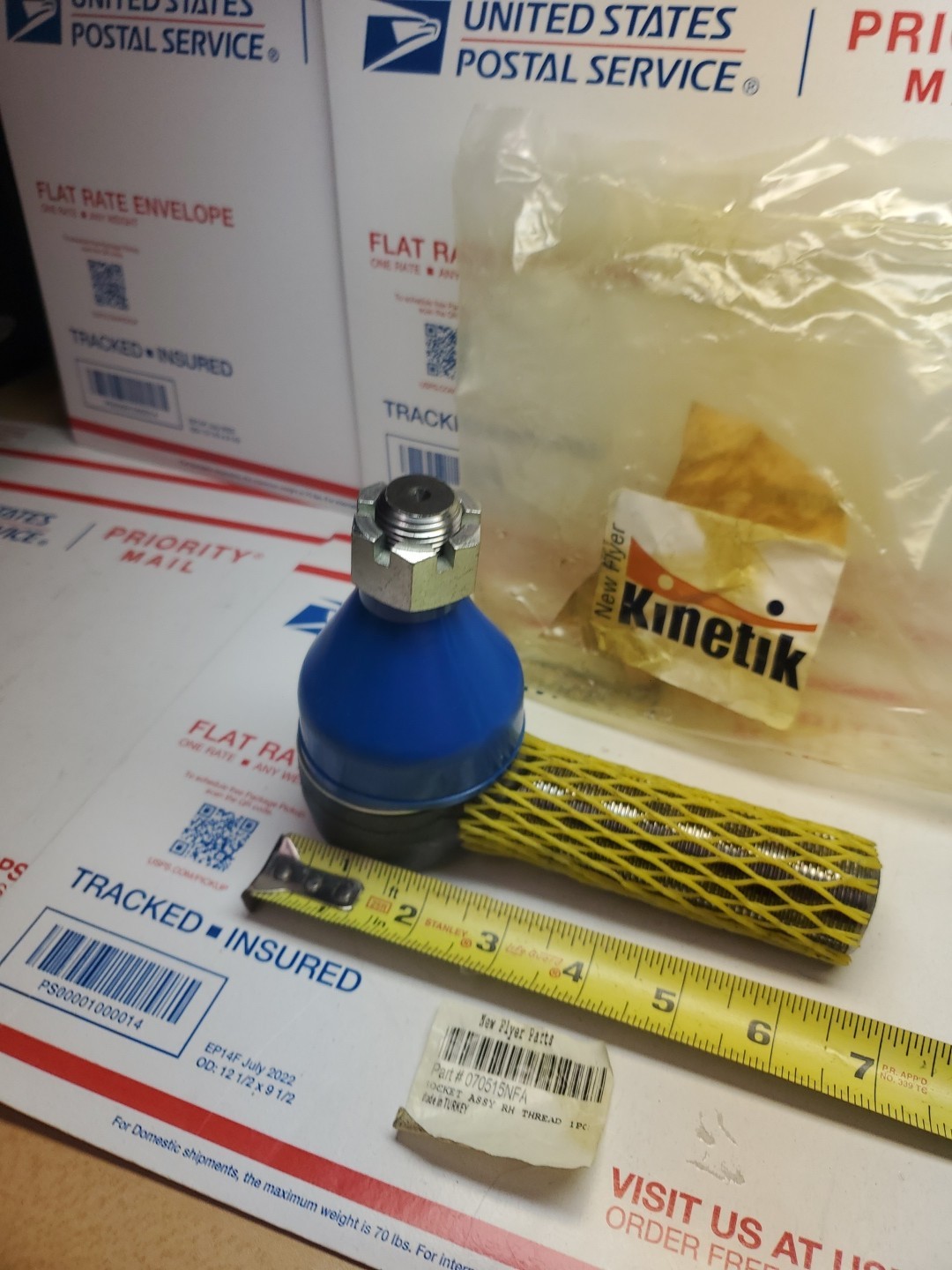 New Flyer (TRW) 070515 Tie Rod End Socket Asm, RH Thread. Ref 070515NFA NEW, G6
