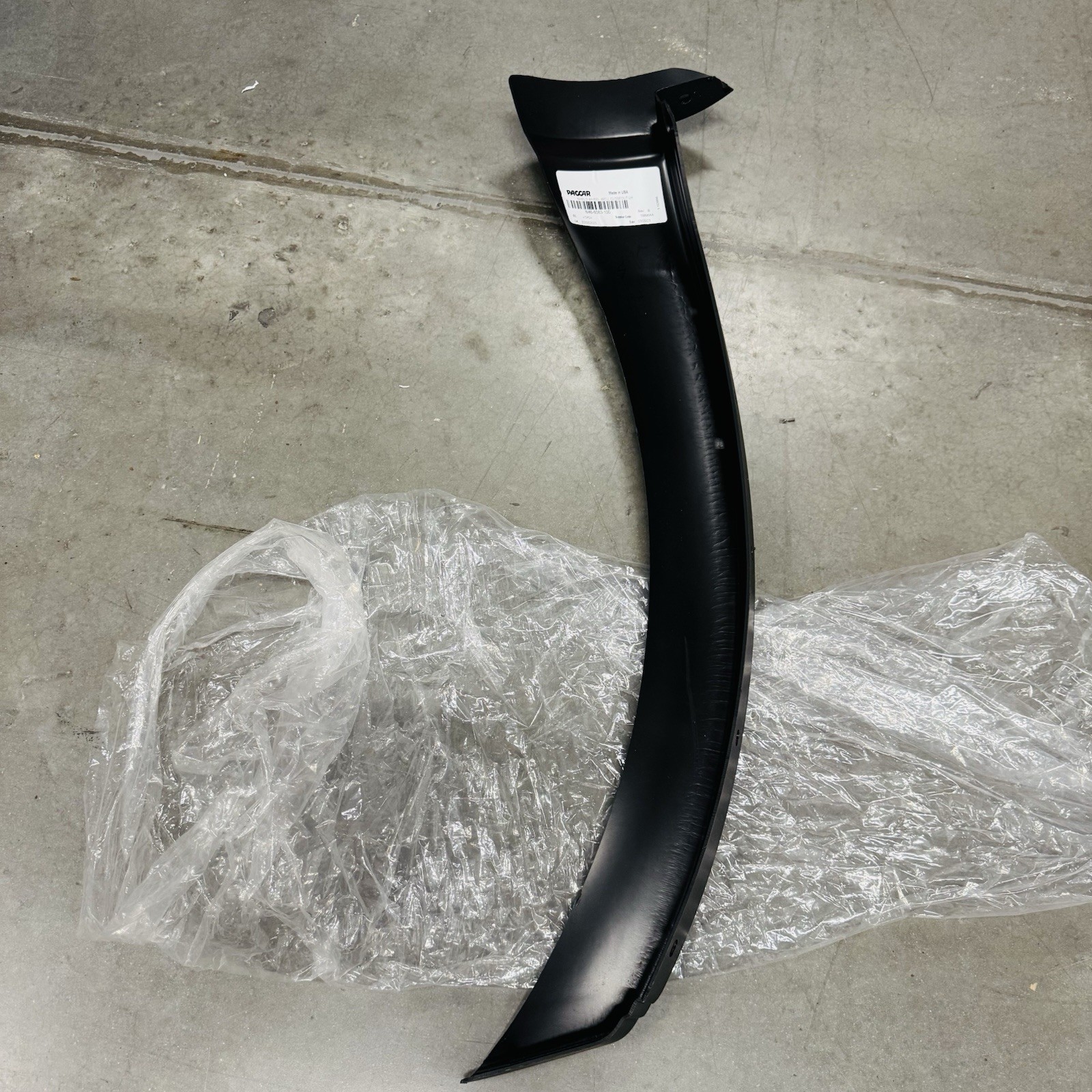 Peterbilt (Paccar) N46-6083-100 Shield Wheel Well Closeout LH / Made in USA