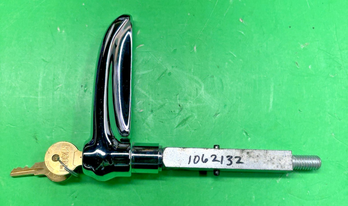 BLUE BIRD 1062132 CHROME LOCKING DOOR HANDLE WITH 2 KEYS🔑FREE SHIPPING🔑