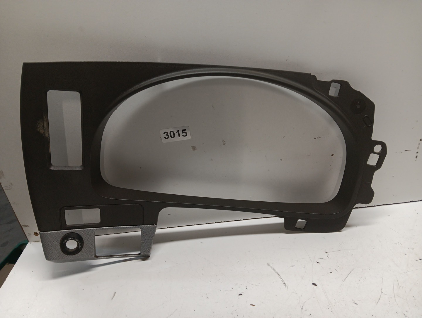Paccar Kenworth T680 A Panel Bezel S18-1032-141721 ITEM 3015