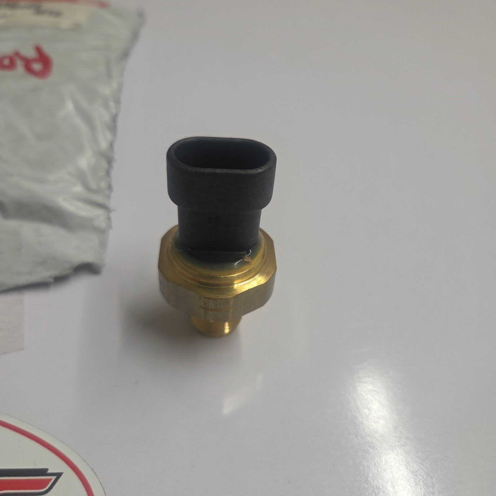 Genuine OEM Cummins Oil Pressure Sensor- P/N 4921487