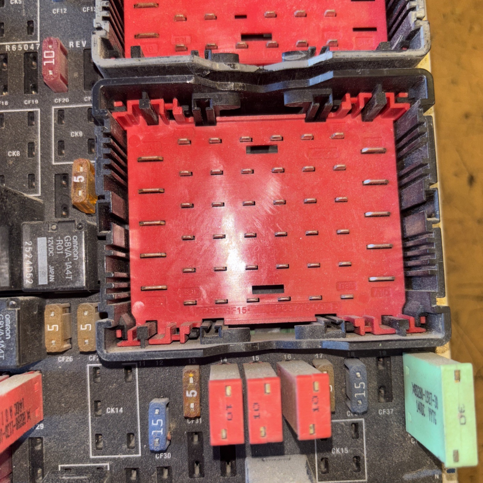 KENWORTH Paccar FUSE-ASSEMBLY CAB PDC NGP P27-1147-0200