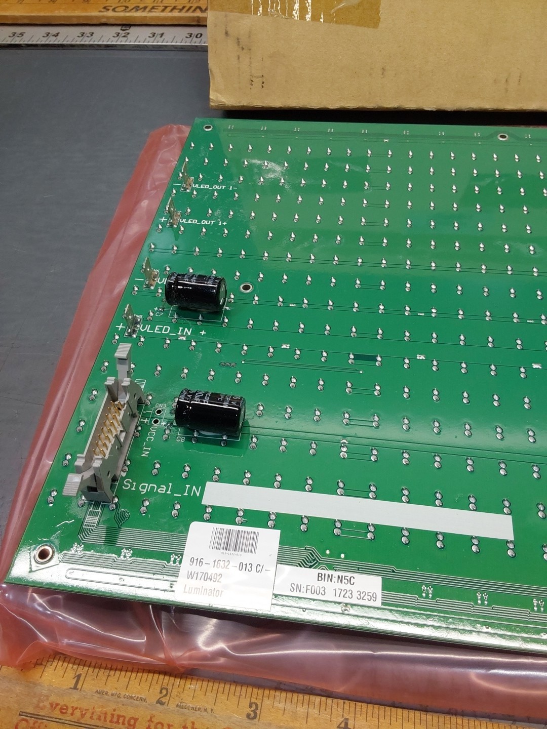 NOS Luminator 916-1632-013 LED Sign Board 16 x 40-10 mm Display