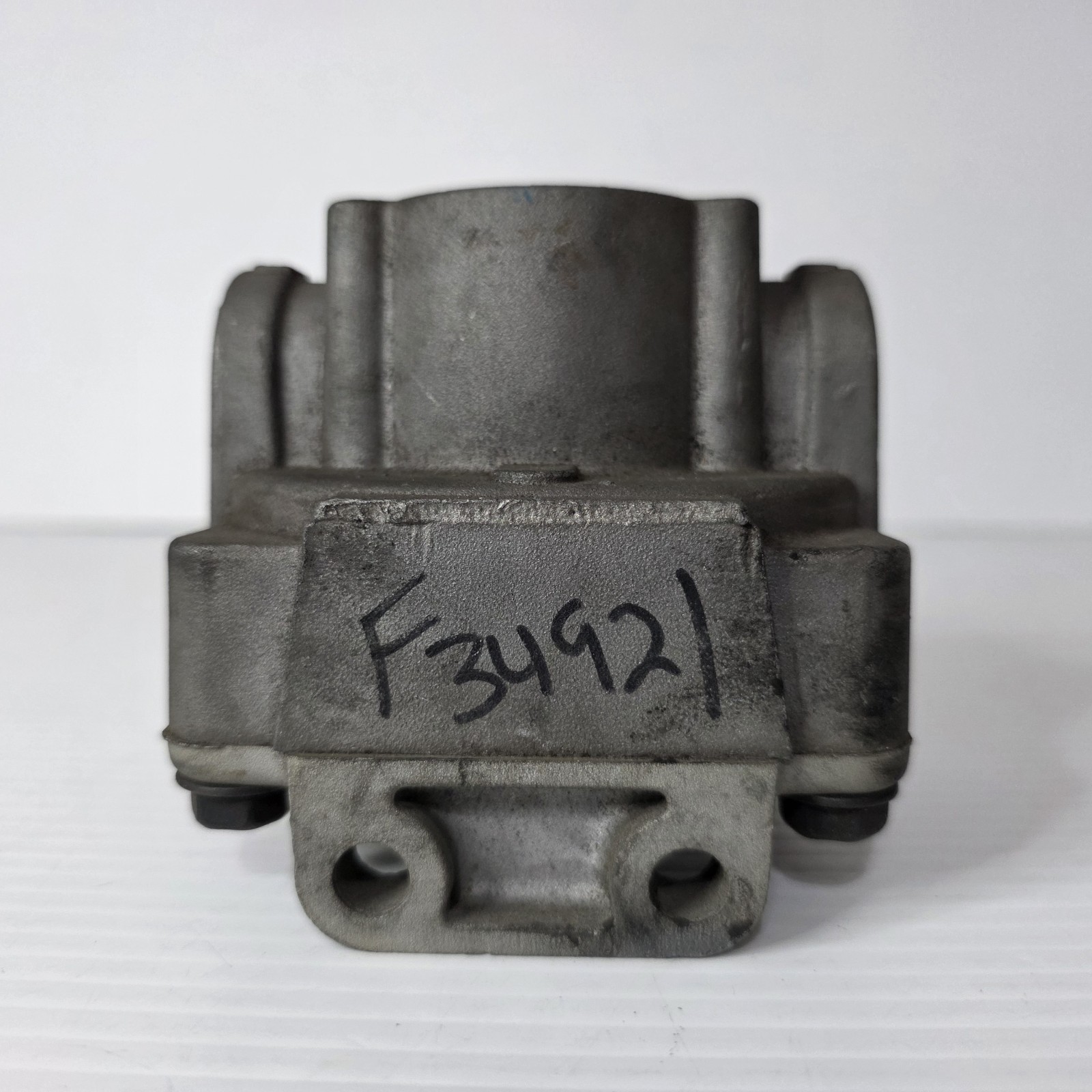 Meritor Wabco KN28060 Air Brake Relay Valve