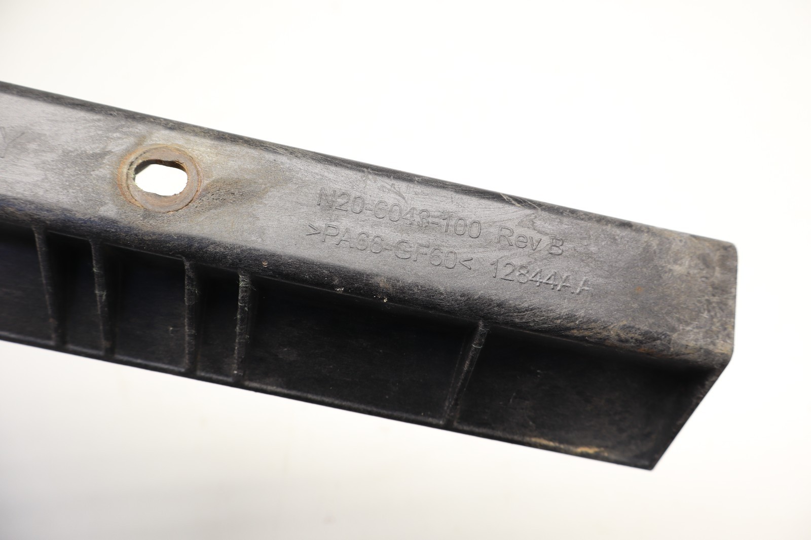 2023 PETERBILT 579 PACCAR BATTERY TIE DOWN HOLD RETAINER N20-6043-100