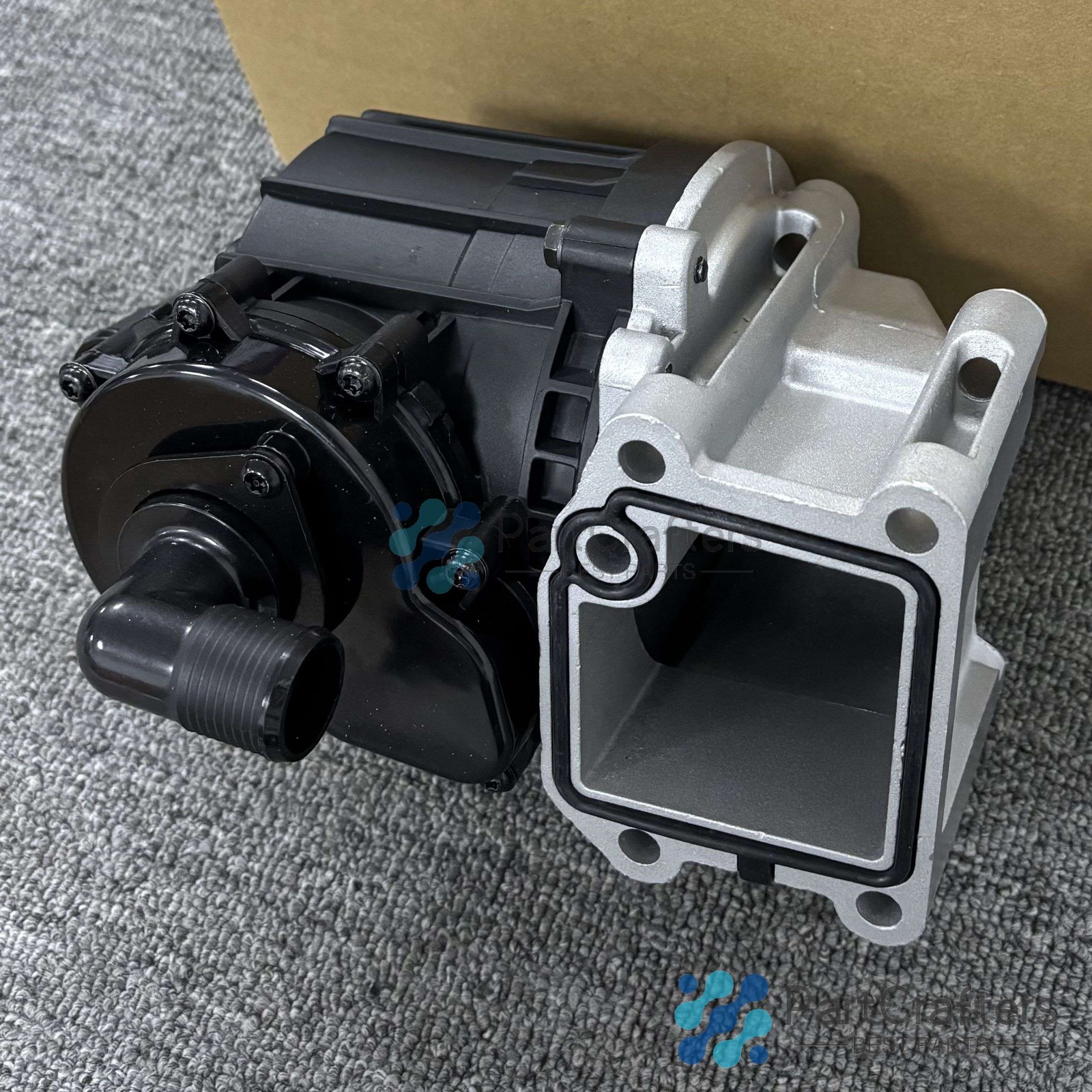 New Oil Crankcase Ventilation Separator Fits For 21122541 20499419 Volvo D13 MP8