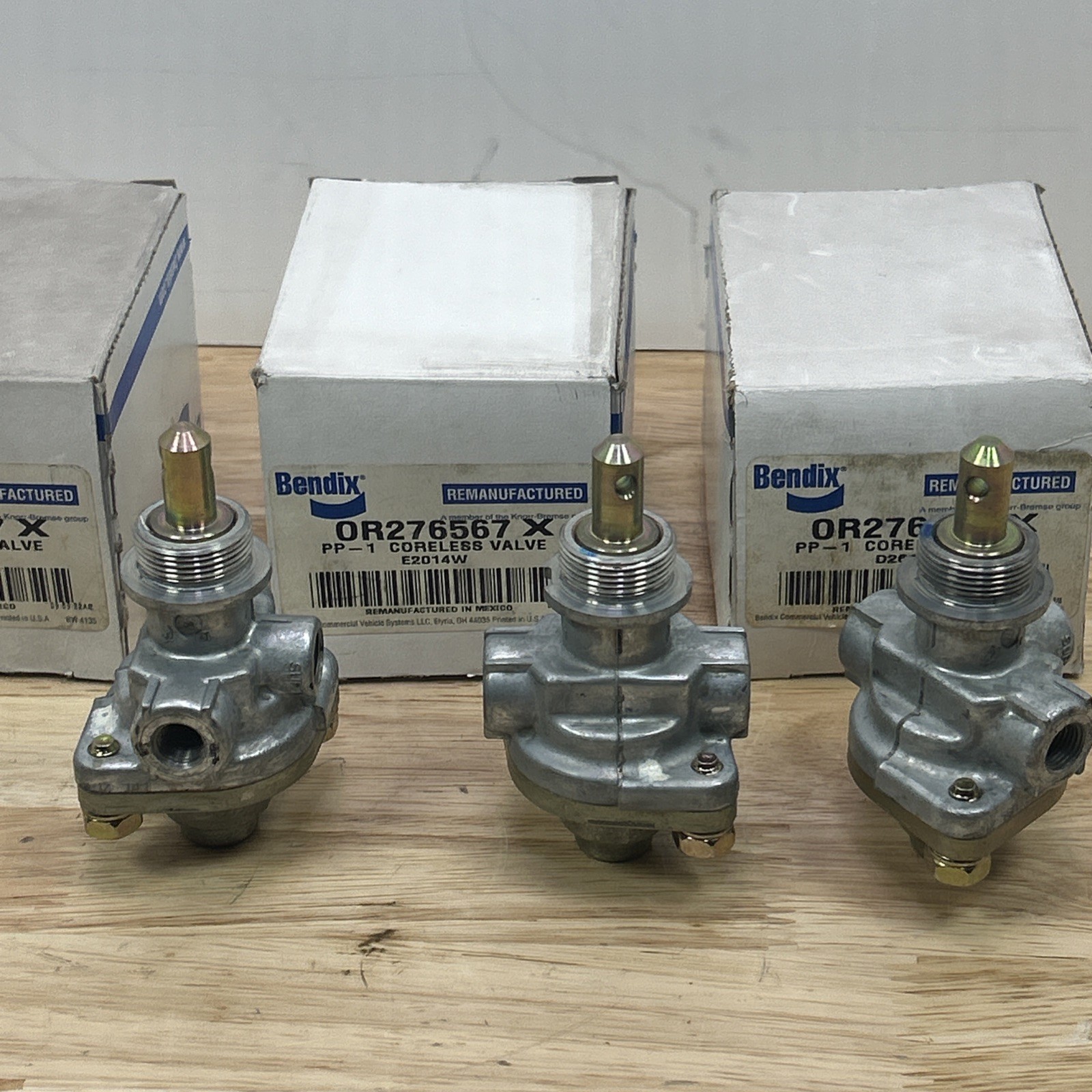 Lot Of 3 Bendix Dash Control Valve OR276567X PP-1 New Old Stock OEM