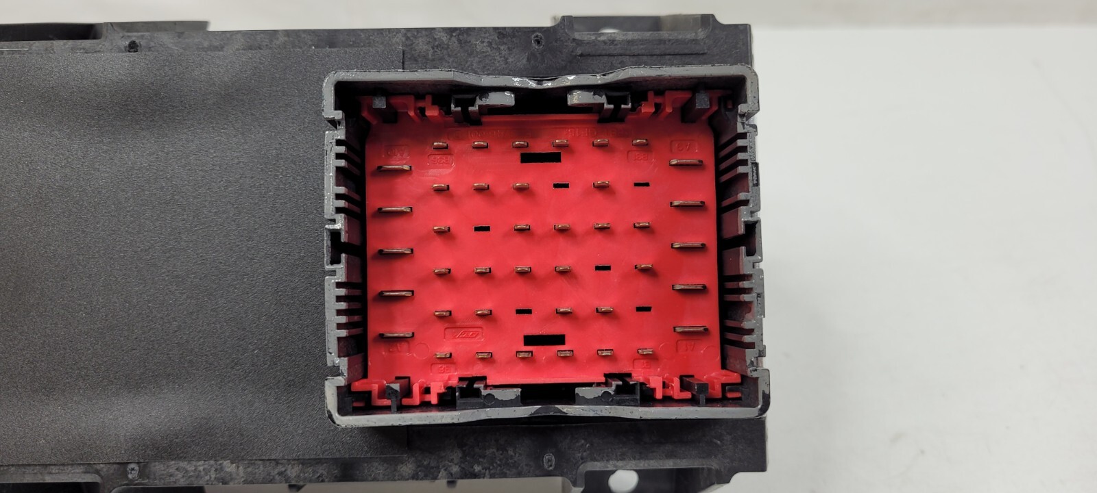 2022 PETERBILT 579 PACCAR PDC SLEEPER CAB FUSE BOX ASSEMBLY P27-1224-0120 NEW