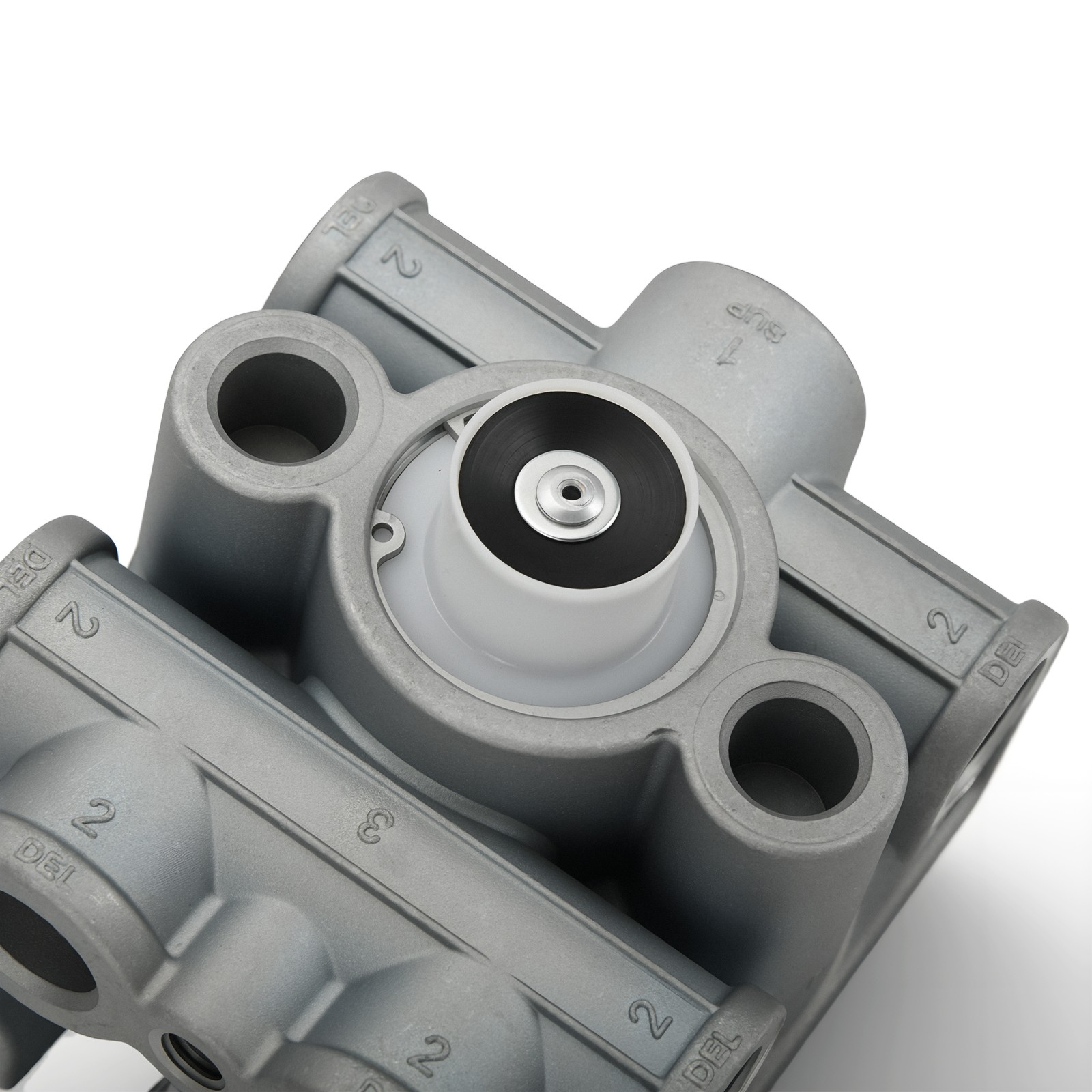 ABS Traction Relay Air Brake Valve For Volvo Truck K070951 K070962 12V