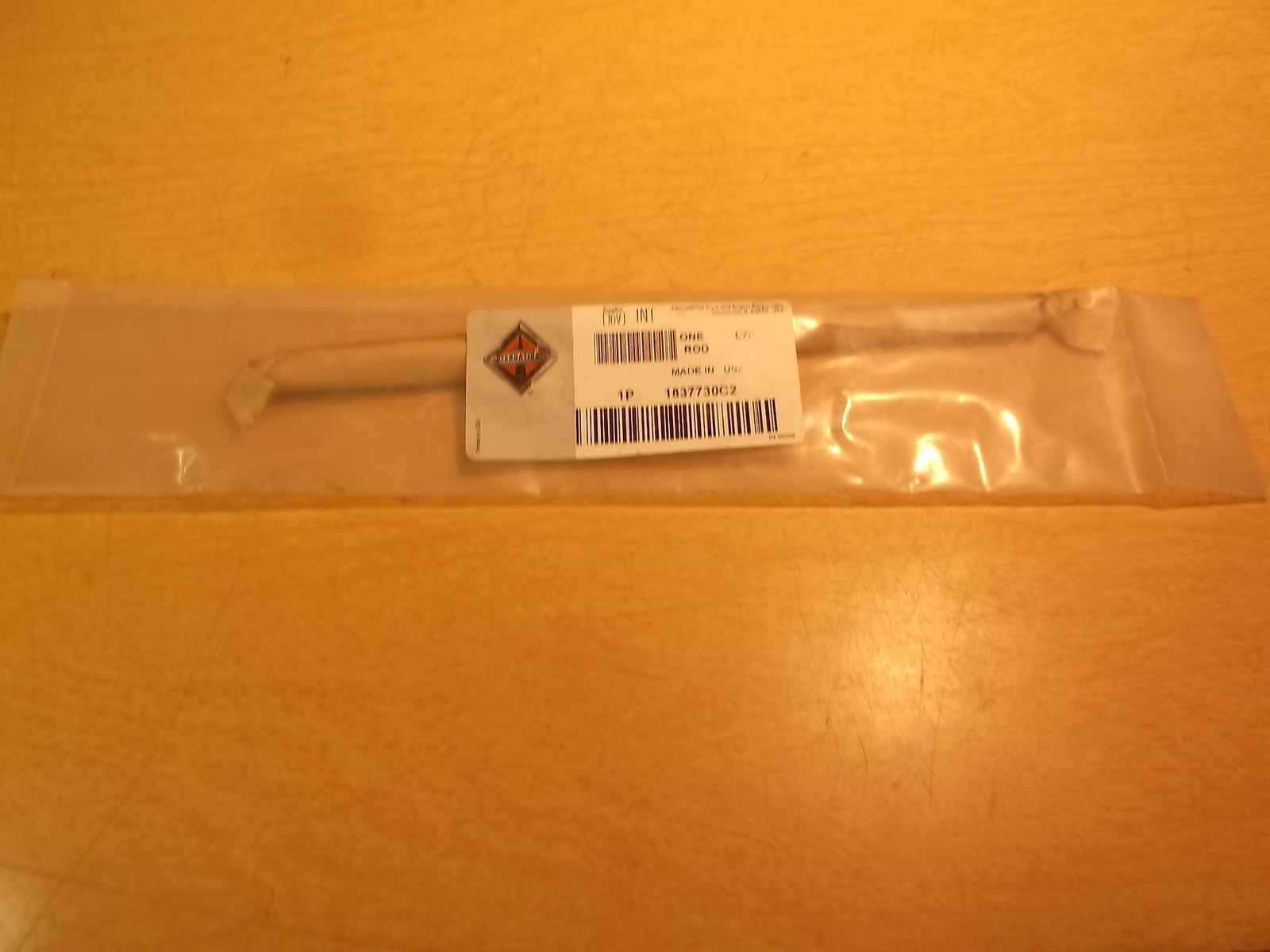 NEW Navistar International Bolt Connecting Rod 1837730C2 *FREE SHIPPING*
