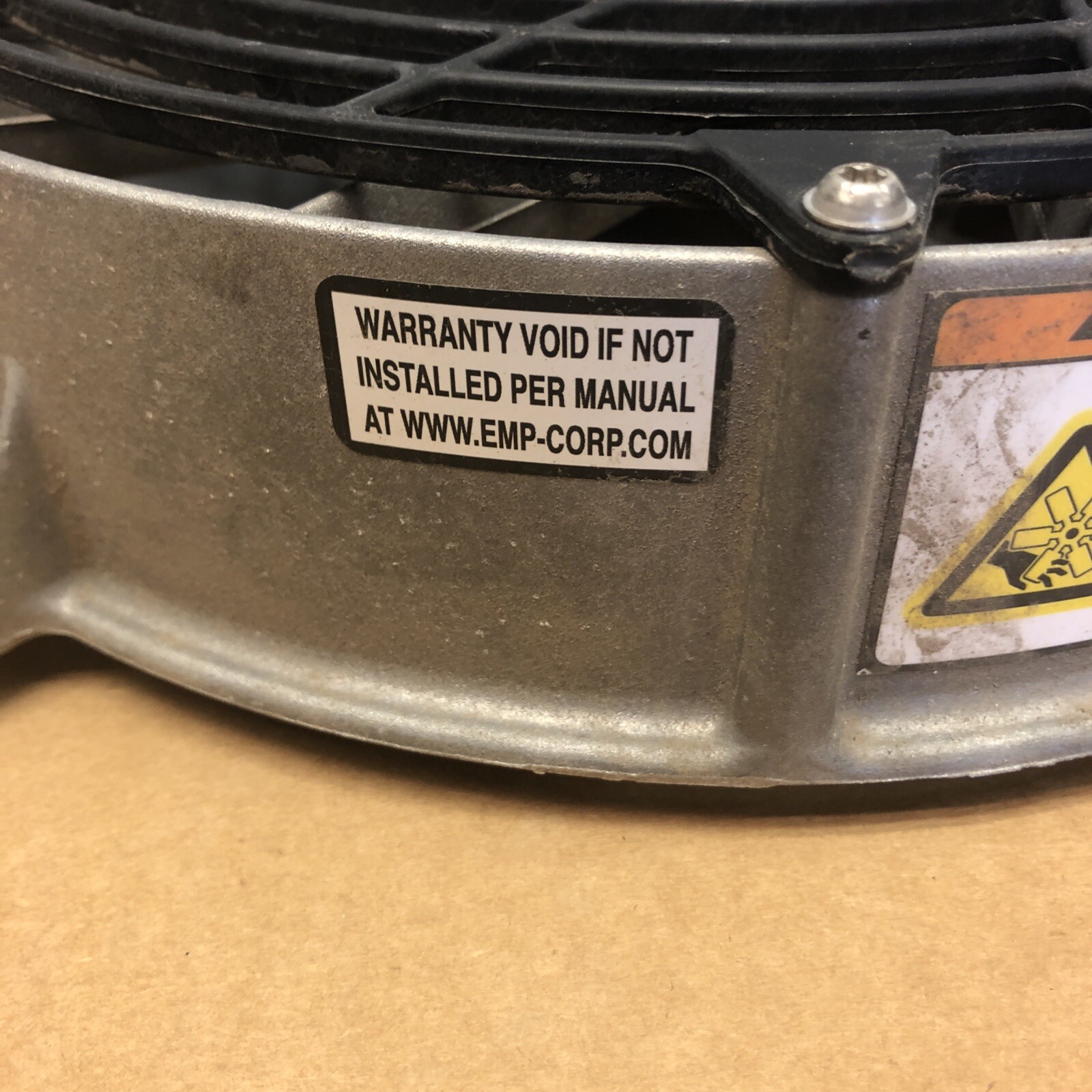 EMP 11 INCH FAN 12V “SMART FLOW” FIL11-12V-PULL-G-L E Pulled from EV prototype *