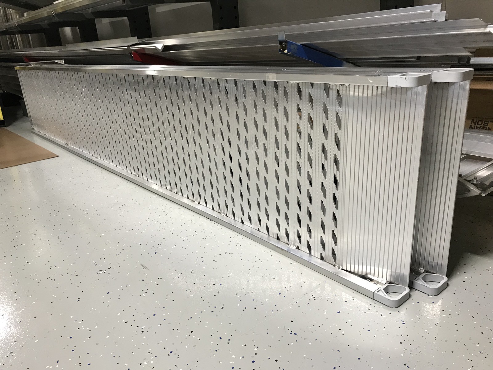 14′ Ventilated Walkramp OEM – Aluminum – Truck Trailer Morgan Supreme Kidron US