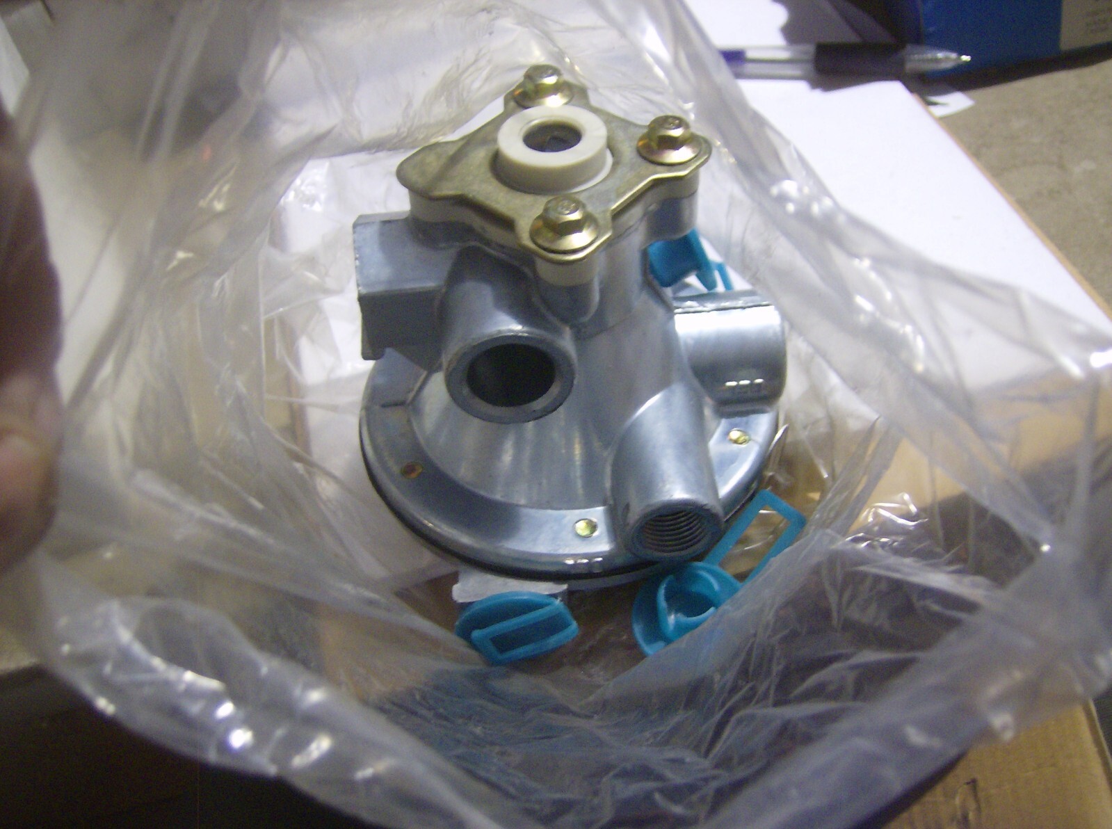 WORLD AMERICAN WA110197 RELAY VALVE