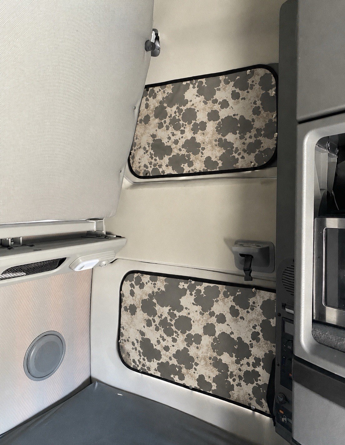 VOLVO VNL 770 780 860 CURTAINs window SLEEPER Set Of 4. All Windows