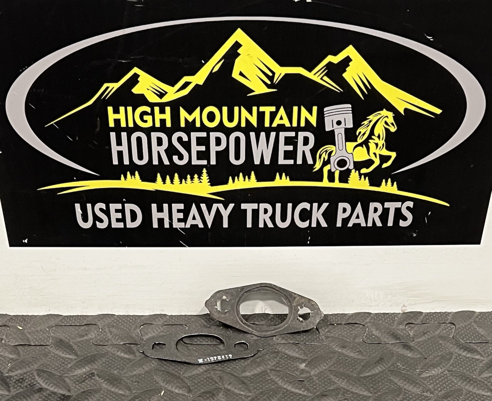 **NEW – Other** CAT Gasket, Turbo Oil Line P/N: M-1978419 (Tag#: 15495)