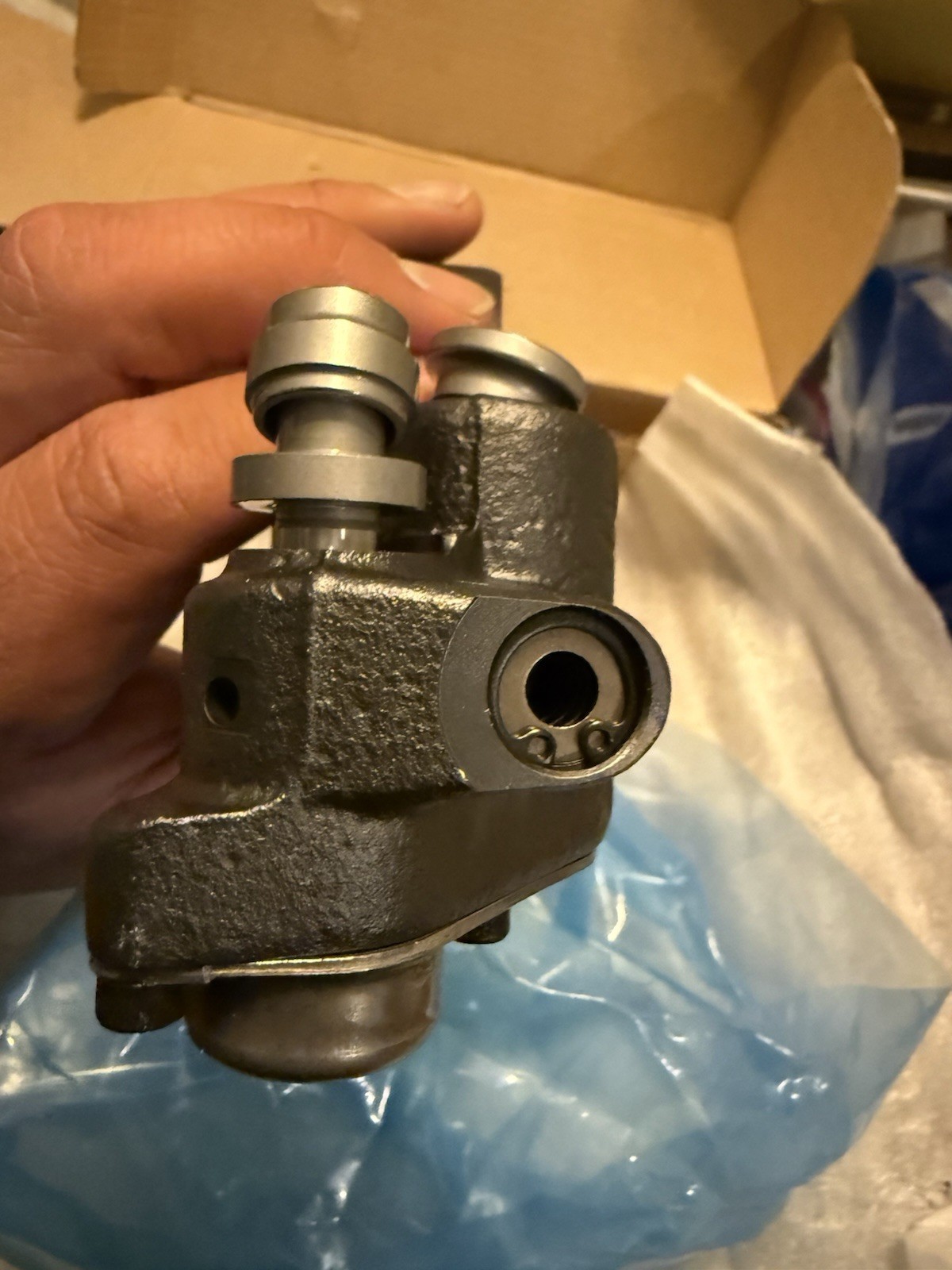 OEM PACCAR 2307147PE Exhaust Rocker Arm NEW Genuine MX13 MX11 Peterbilt Kenworth