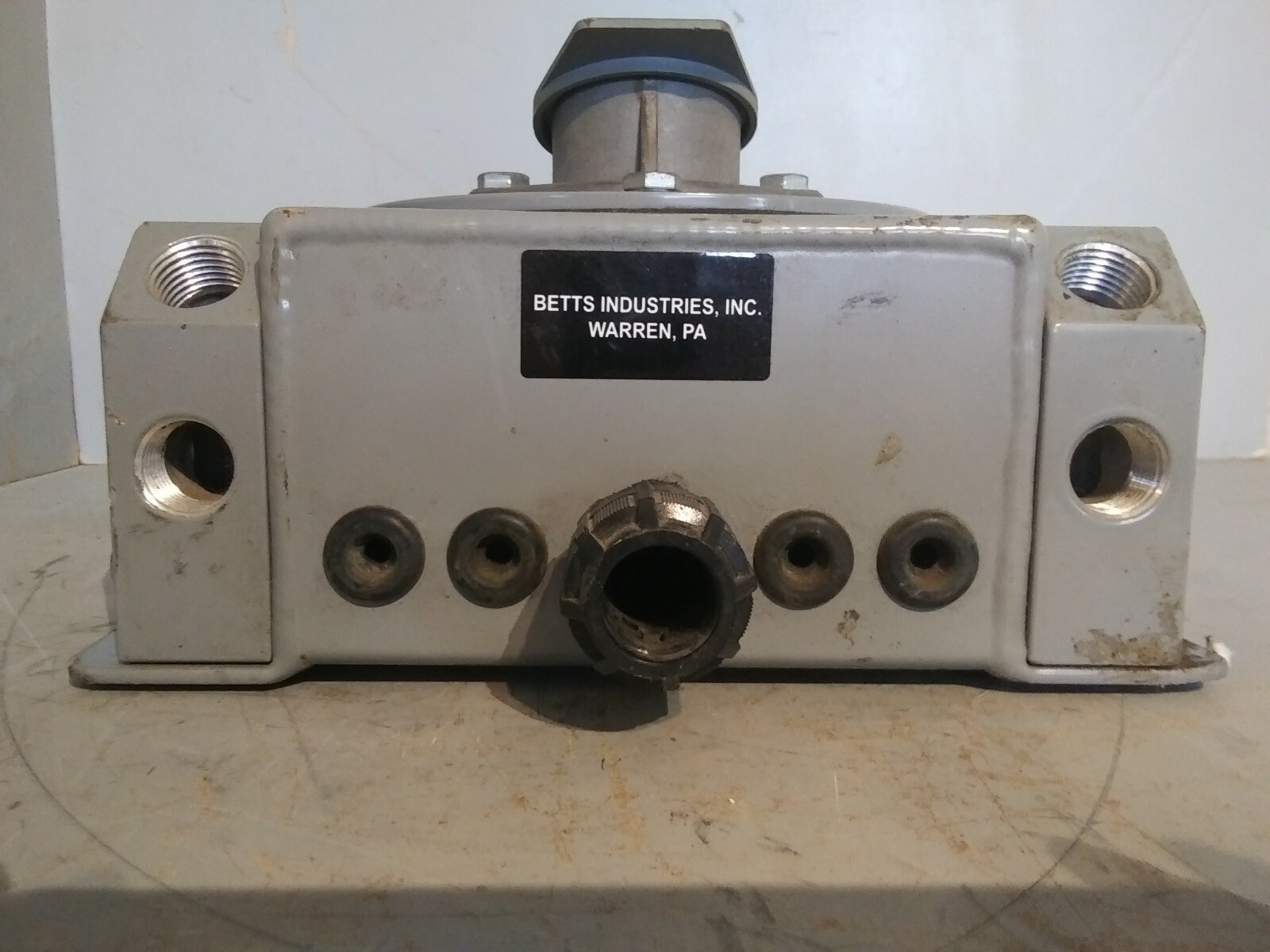 Betts Industries Trailer Plug, SAE J560