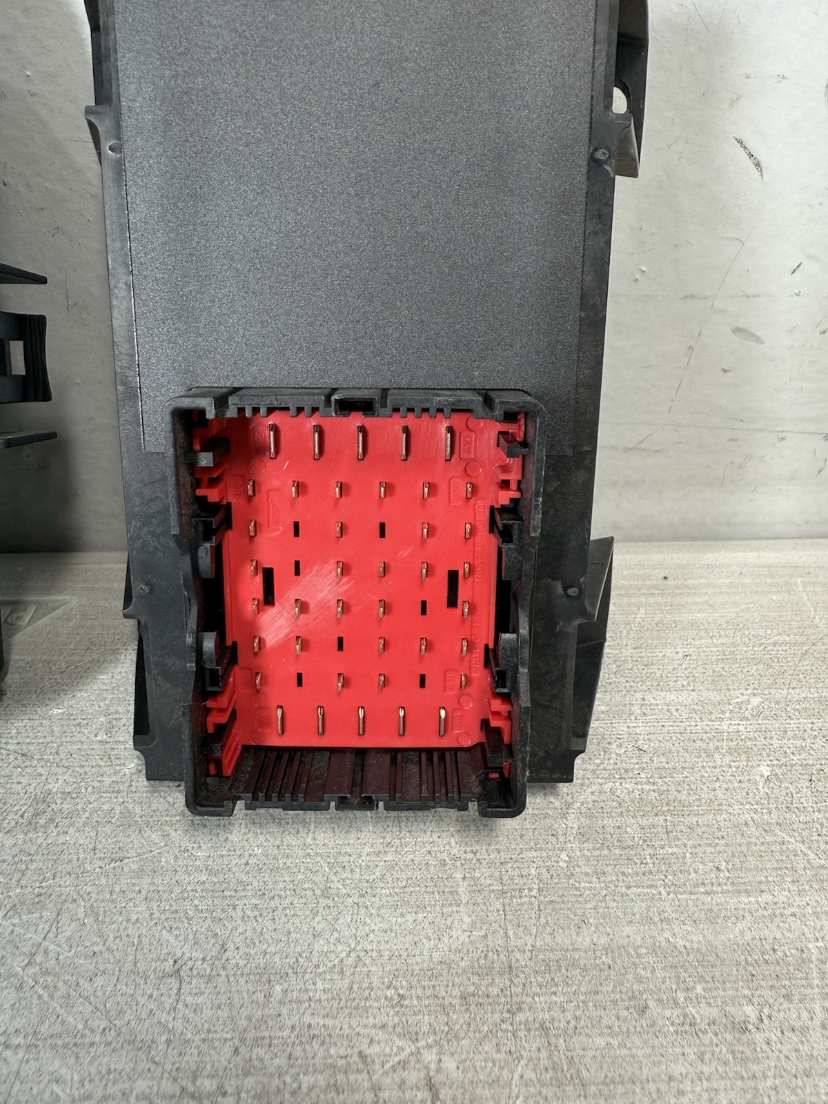 2019 Peterbilt 579 Paccar Fuse Box Sleeper PDC P27-1135-0110 *1988*