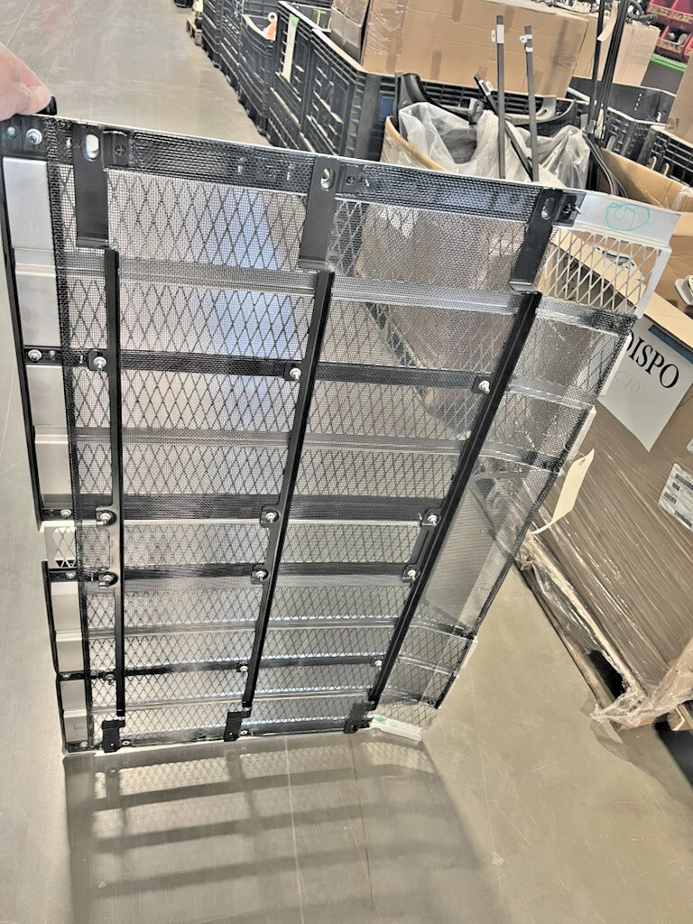 Western Star 49X 47X Chrome Grille A17-21900-003
