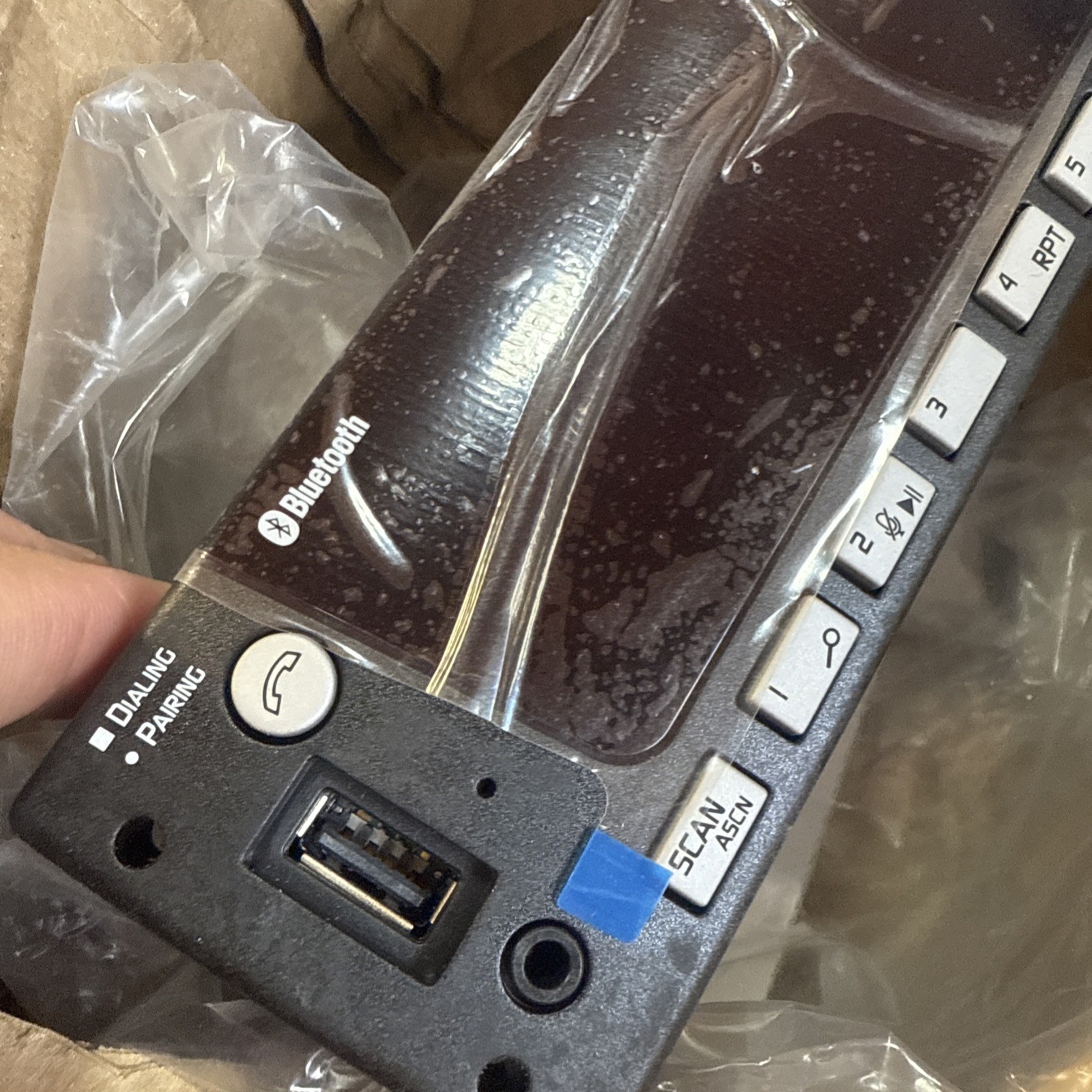 A22-78675-000 Genuine Freightliner Radio AM FM WB BT USB Bluetooth