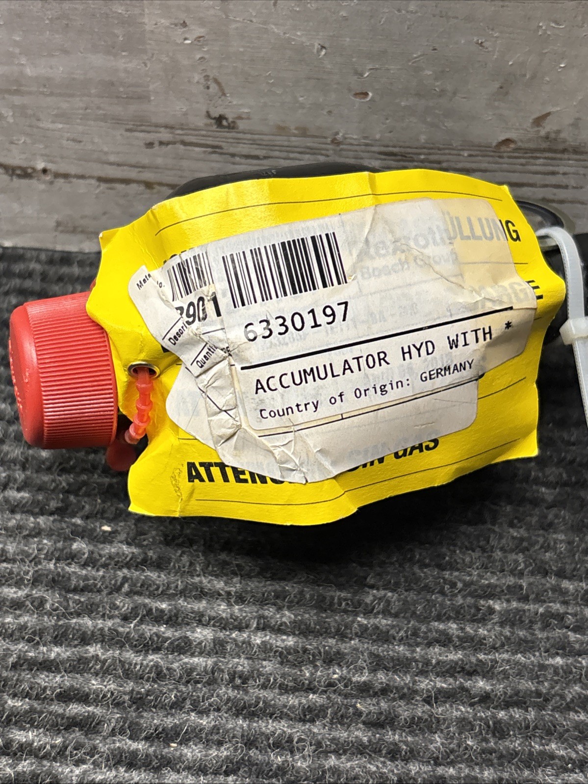 New Flyer 6330197 Accumulator