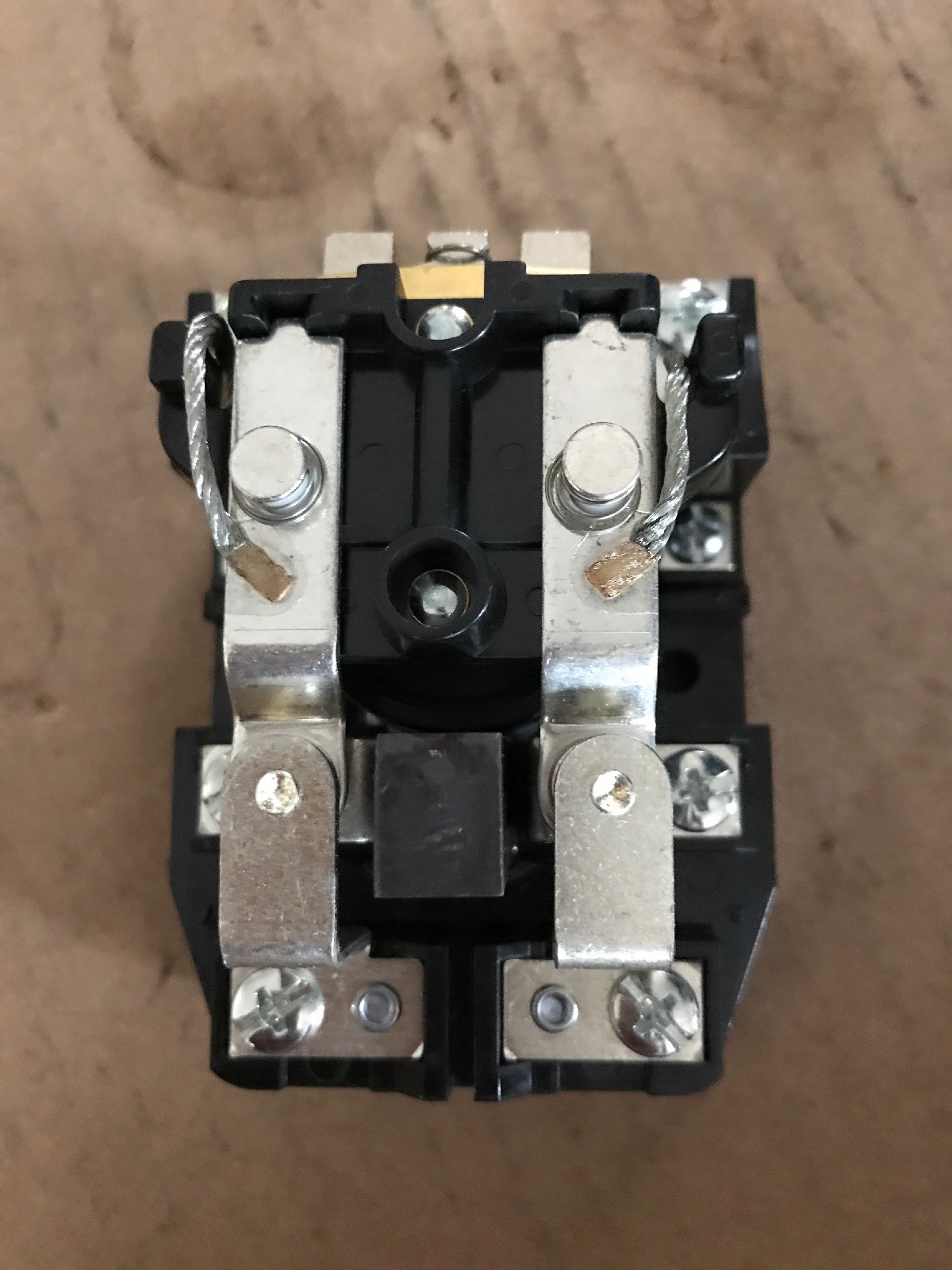 10-00309-00, 6320343 New OEM Carrier Transicold New Flyer Speed Relay