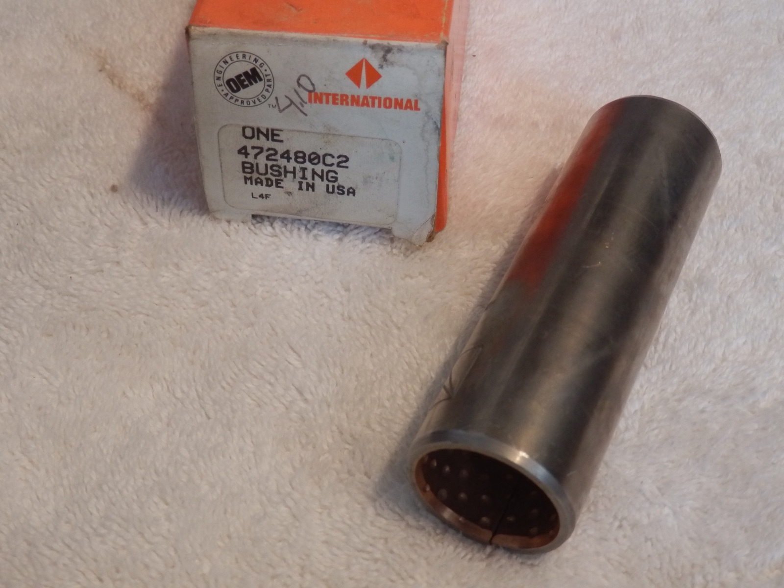 O.E.M. SPRING PIN BUSHING INTERNATIONAL 472480C1