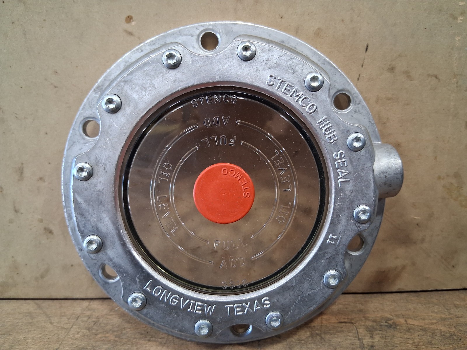 Stemco 4098, 340-4098 Aluminum 5-1/2” 6-Bolt Wheel Hub Cap