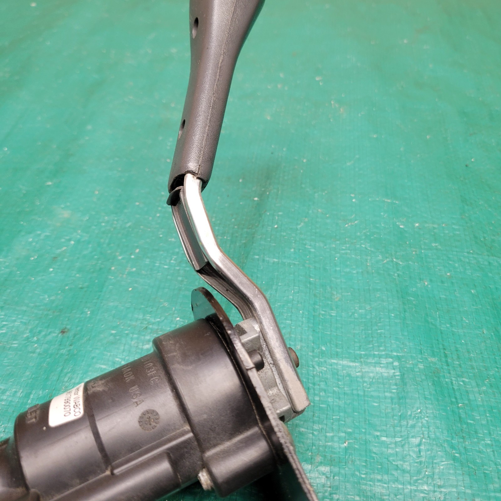 Meritor Wabco Hand Control Valve OEM 9617990070 N30103FC