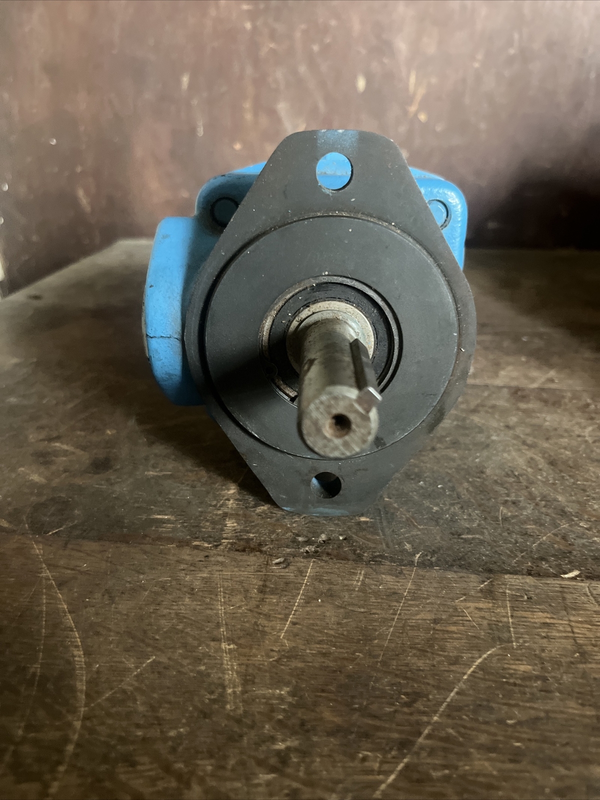 NOS VICKERS V20F 1P8P 1A6H 22L 02-141967-5 STYLE VANE PUMP