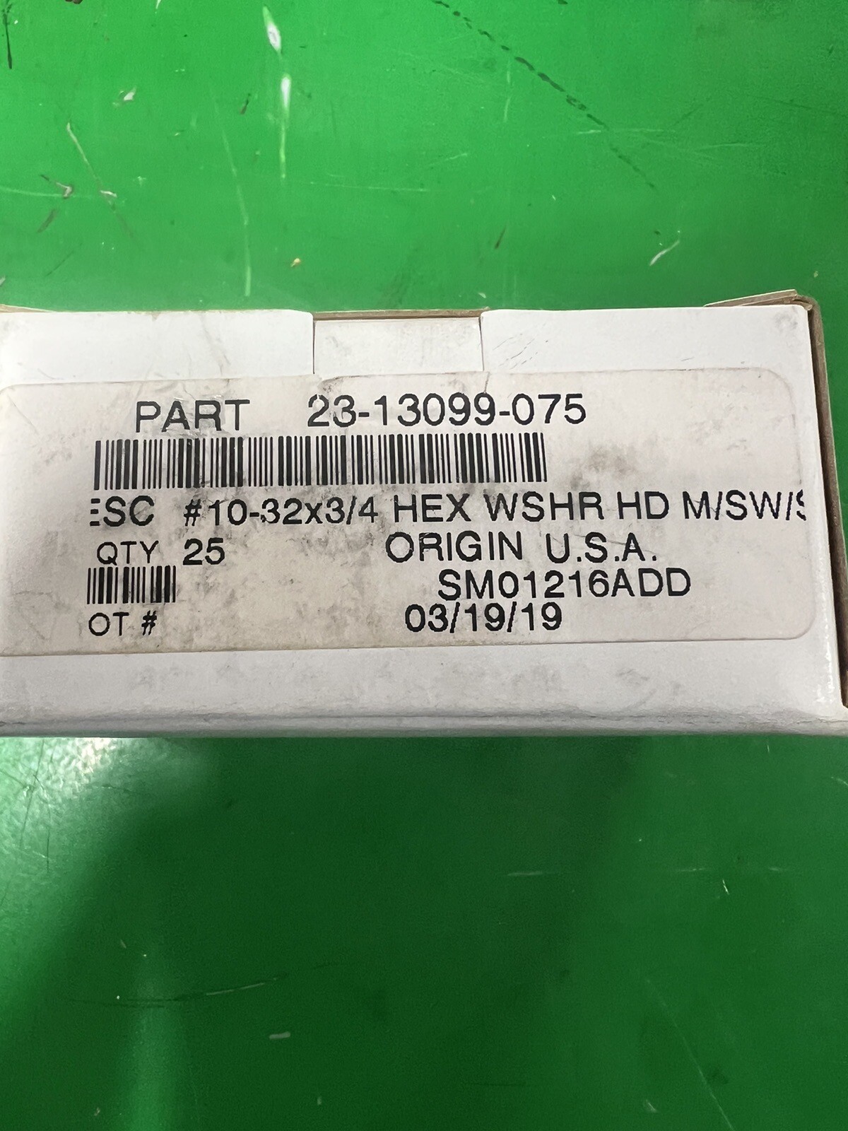 GENUINE NEW FREIGHTLINER SCREW MACH HWH10-32X 23-13099-075, Pack of 25, E5