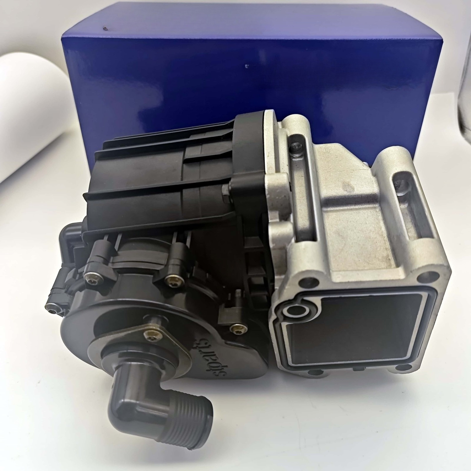 Oil Crankcase Ventilation Separator For Volvo D13 MP8 21122541 20499419 Truck
