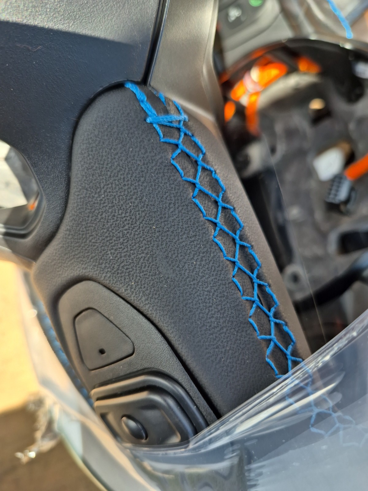 Jeep Wrangler JL Black Steering Wheel 2018-2023 Red Or Gray Stitching