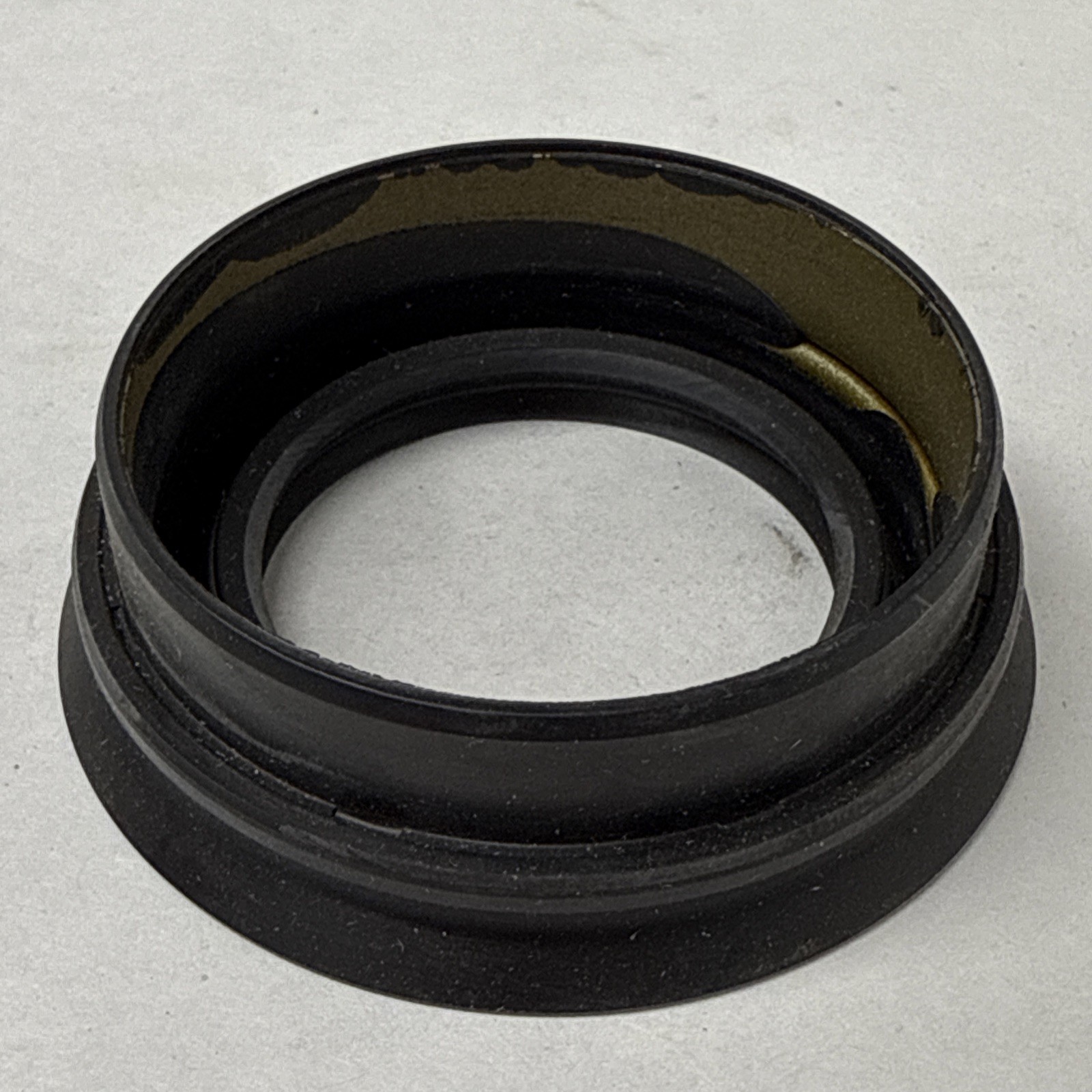 National Federal Mogul 710134 Main Output Shaft Seal