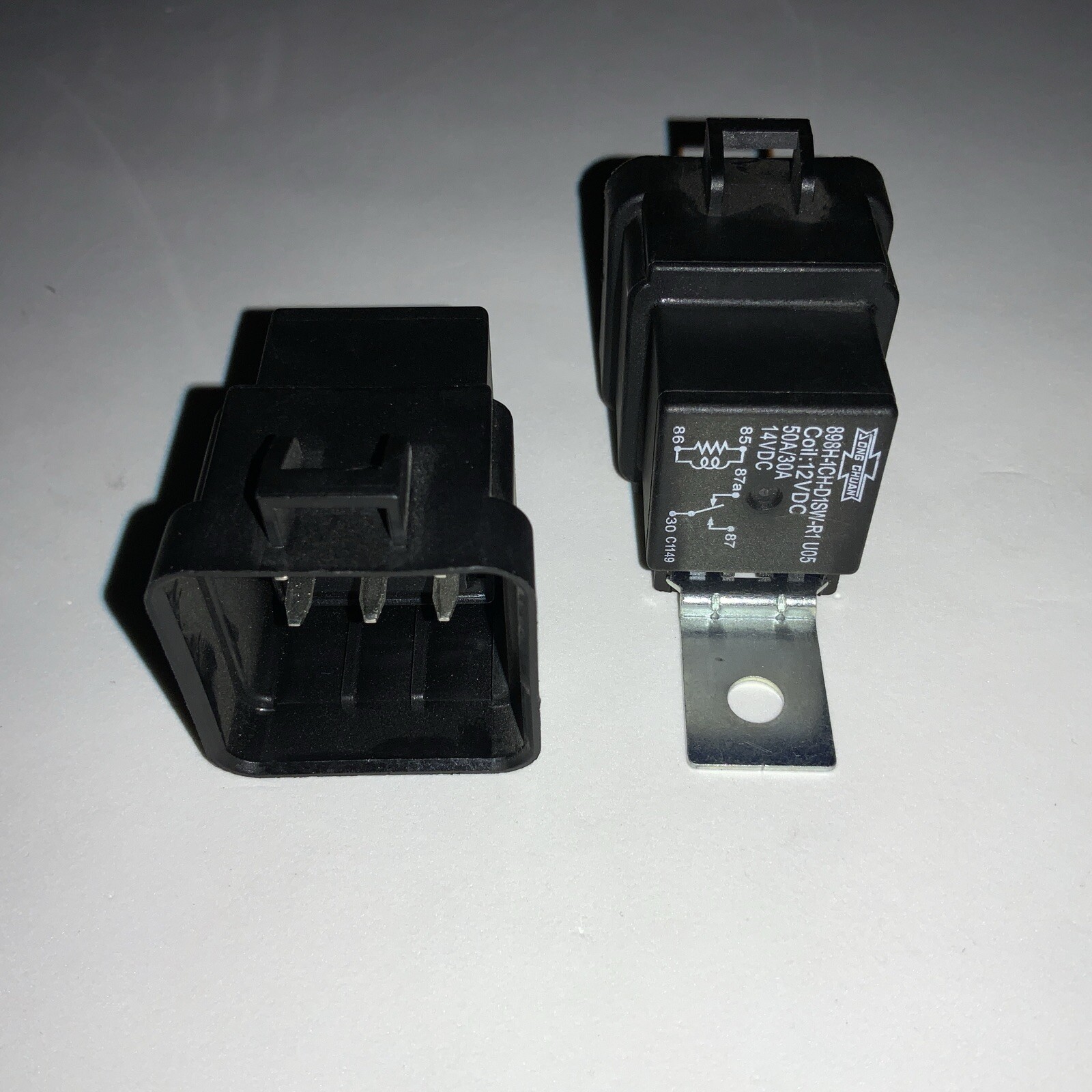 Song Chuan 898H-1CH-D1SW-R1 UO5. 12VDC Auto Relay- Weather Proof. Set of two(2).
