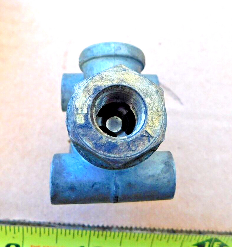 NEW BENDIX TRUCK BRAKE SYNCHRONIZING VALVE SV-1 268825