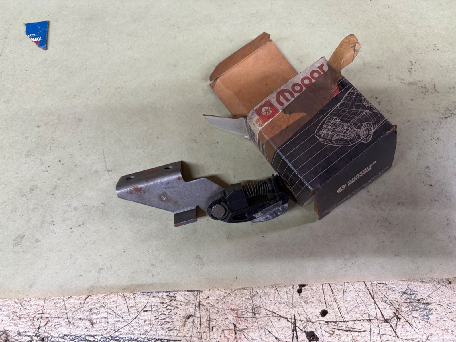 MOPAR 33003421 TENSIONER ”’ READ THE LISTING ””
