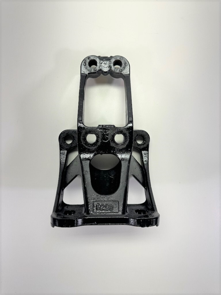 2020 FREIGHTLINER CASCADIA FRONT CAB MOUNT BRACKET R18-67961-000