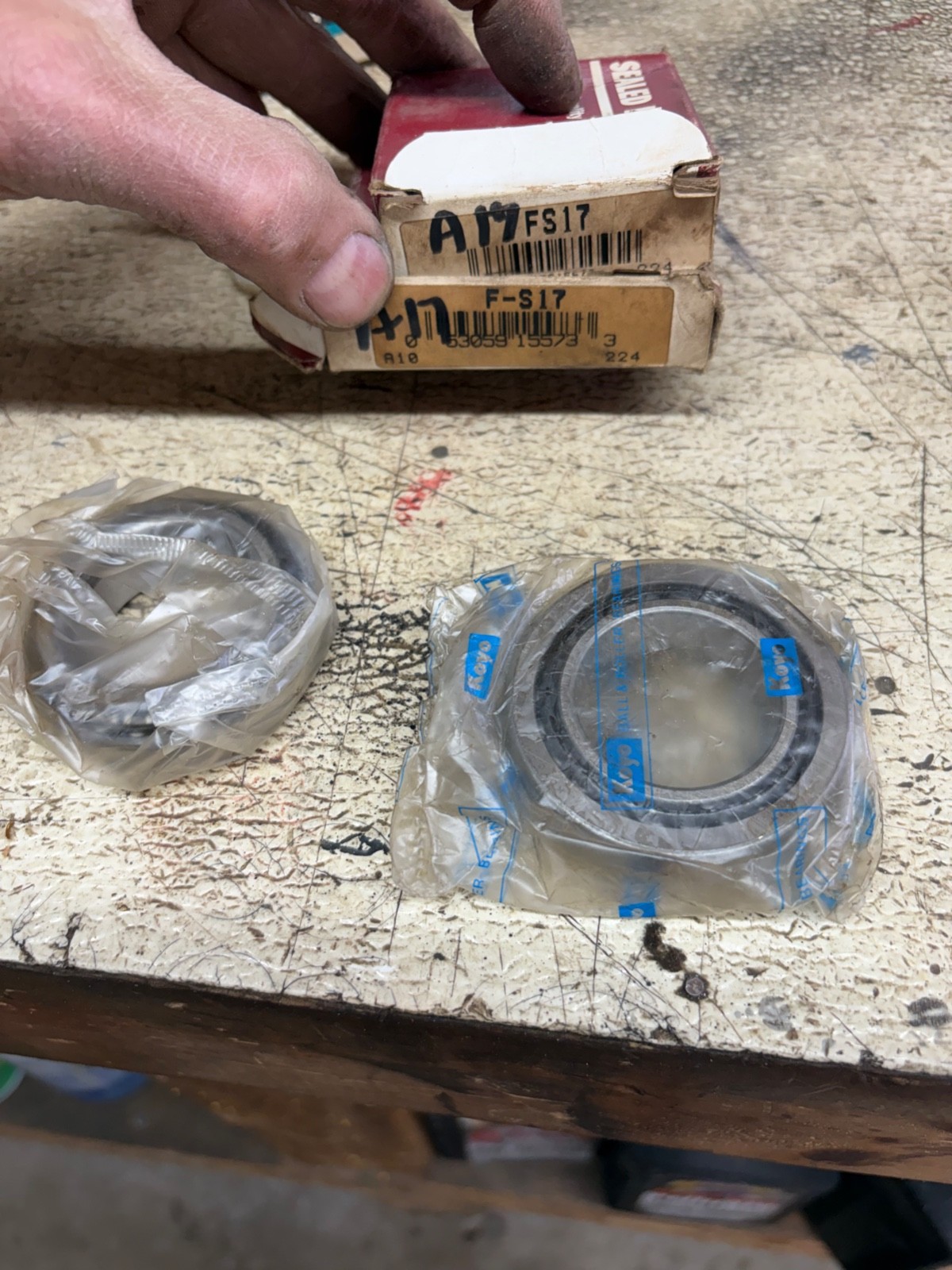 SEALED POWER BEARING A17 2 OF THEM