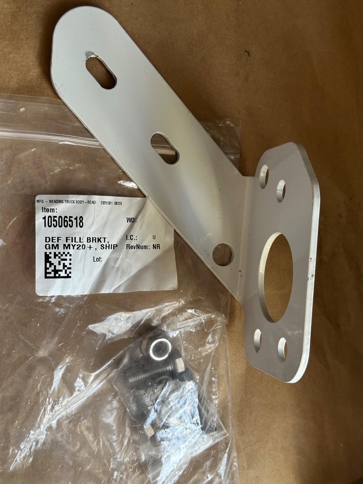 Reading Truck Body 10506518 DEF Fill Bracket GM My20+ White New
