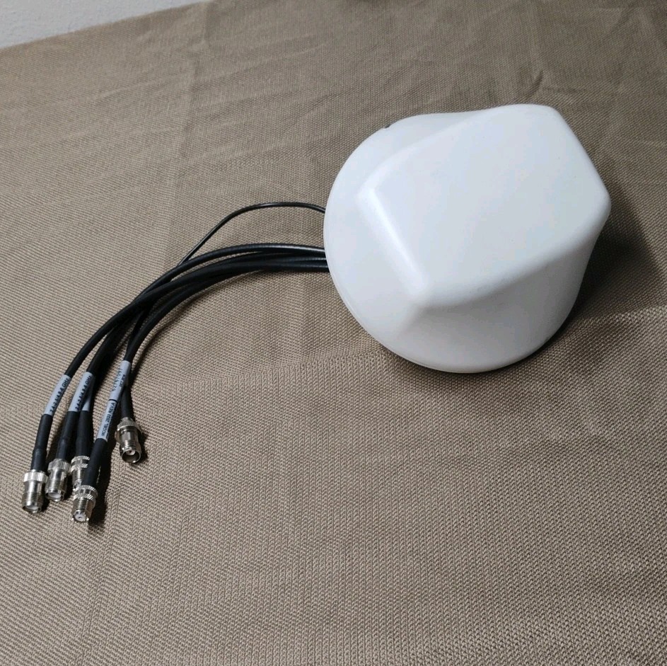 MobileMark LTM501 Multiband Surface Mount Mobile Antenna Cellular WiFi & GPS